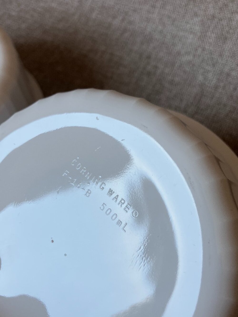 Set of 2 CorningWare French White 16.9oz/500mL Round Casserole / Ramekins F-16-B - Picture 6 of 8